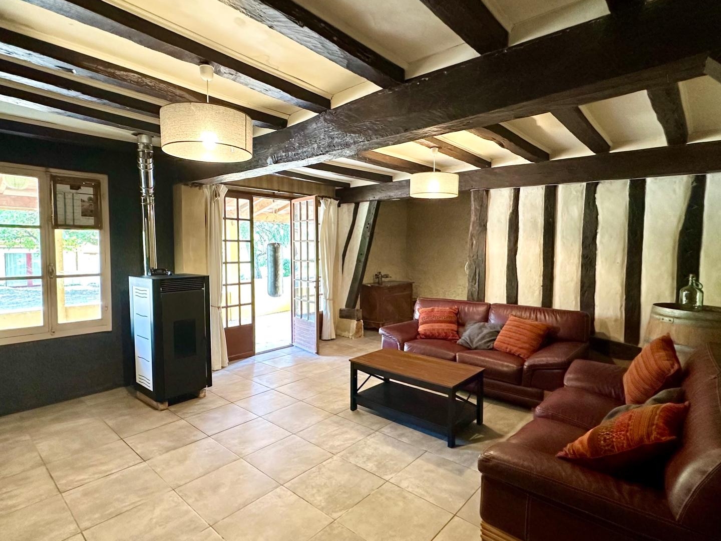 Immeuble à vendre - 9 pièces - 291m2 - Laujuzan (32110)