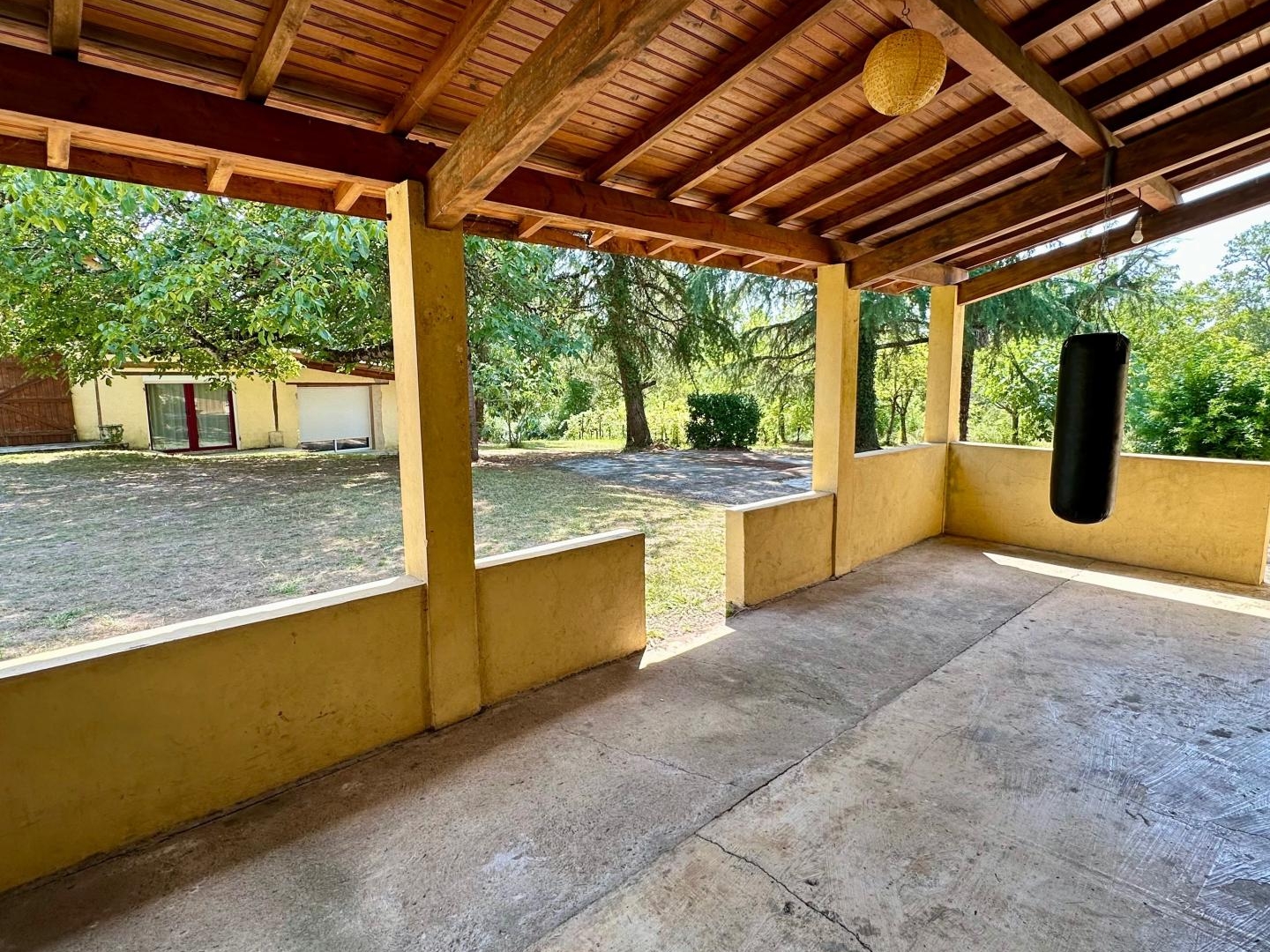 Immeuble à vendre - 9 pièces - 291m2 - Laujuzan (32110)