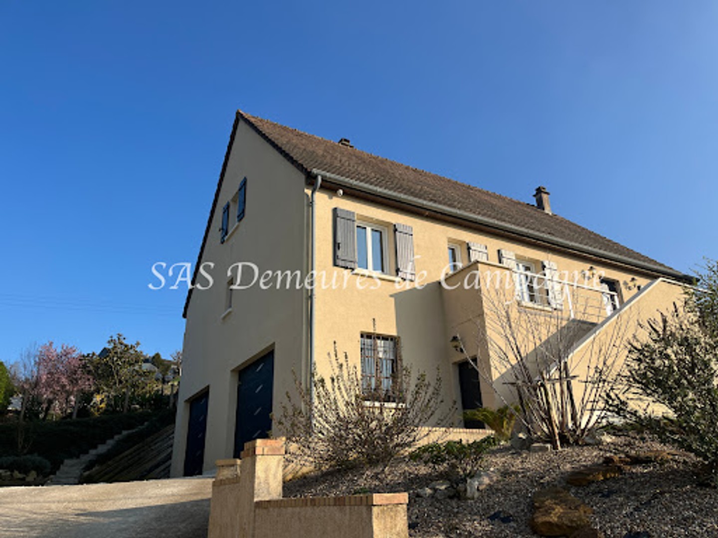 Maison 7 pièces 180 m²