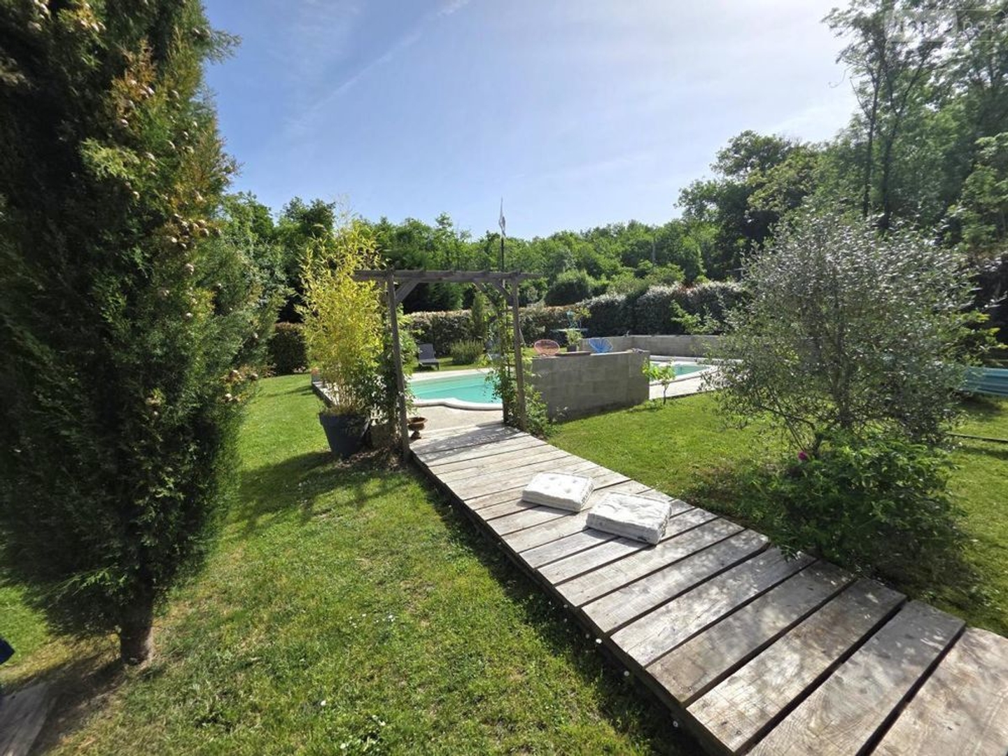 Maison à vendre - 5 pièces - 151m2 - Saint-Loup (41320)
