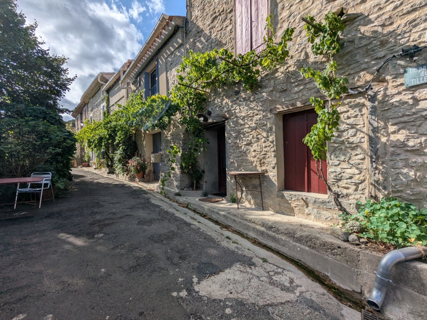 Maisons de charme en pierre de pays 6 chambres , gite de rapport indépendant et jardin