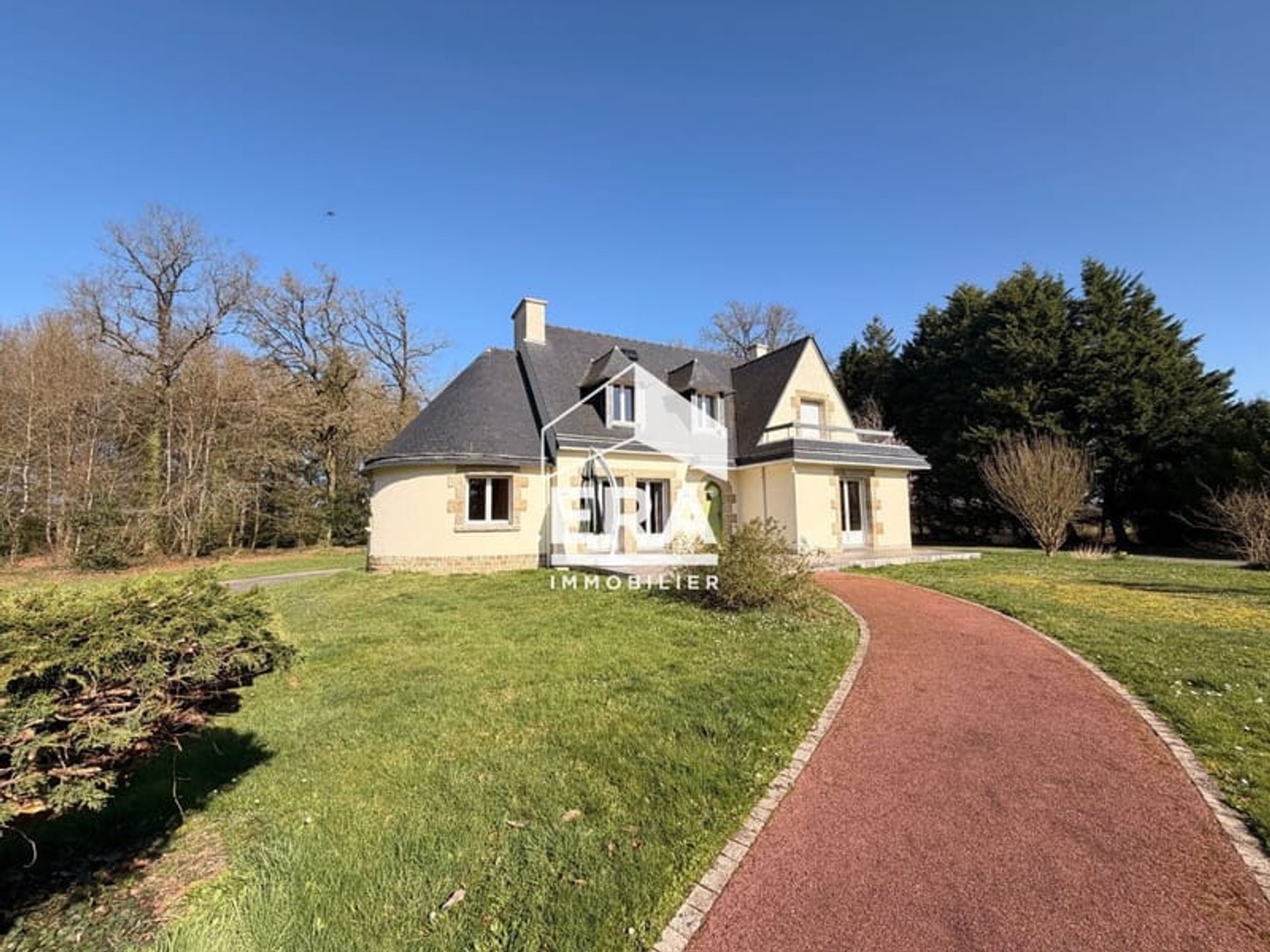 Maison 8 pièces 158 m²