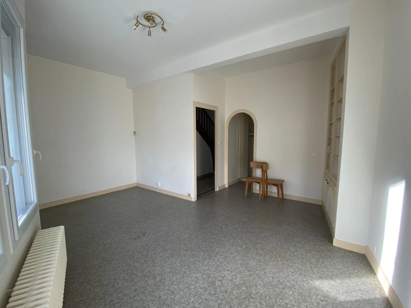Maison 12 pièces 240 m²