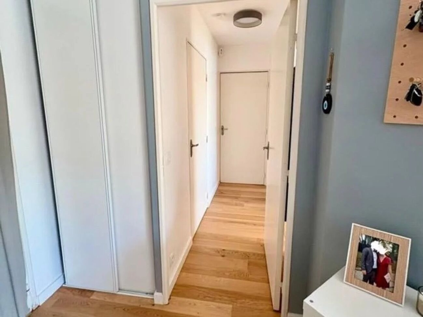 Appartement à vendre - 3 pièces - 61m2 - Chevry-Cossigny (77173)