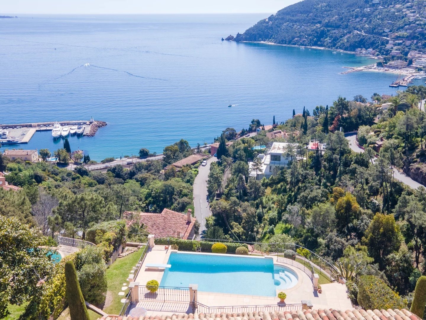 Maison à vendre - 250m2 - Théoule-Sur-Mer (06590)