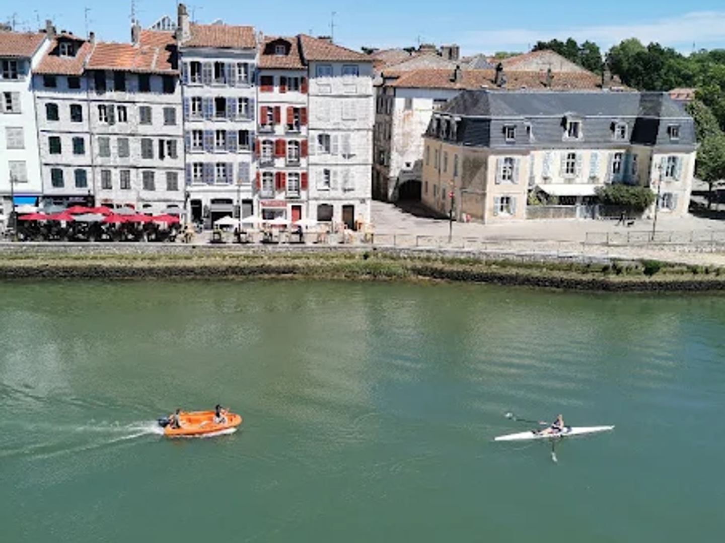 Appartement à vendre - 4 pièces - 93m2 - Bayonne (64100)
