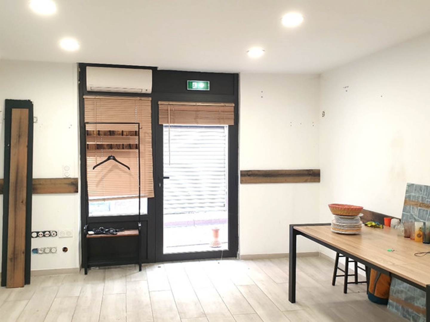 Bureaux à vendre - 1 pièce - 42m2 - Le Luc (83340)