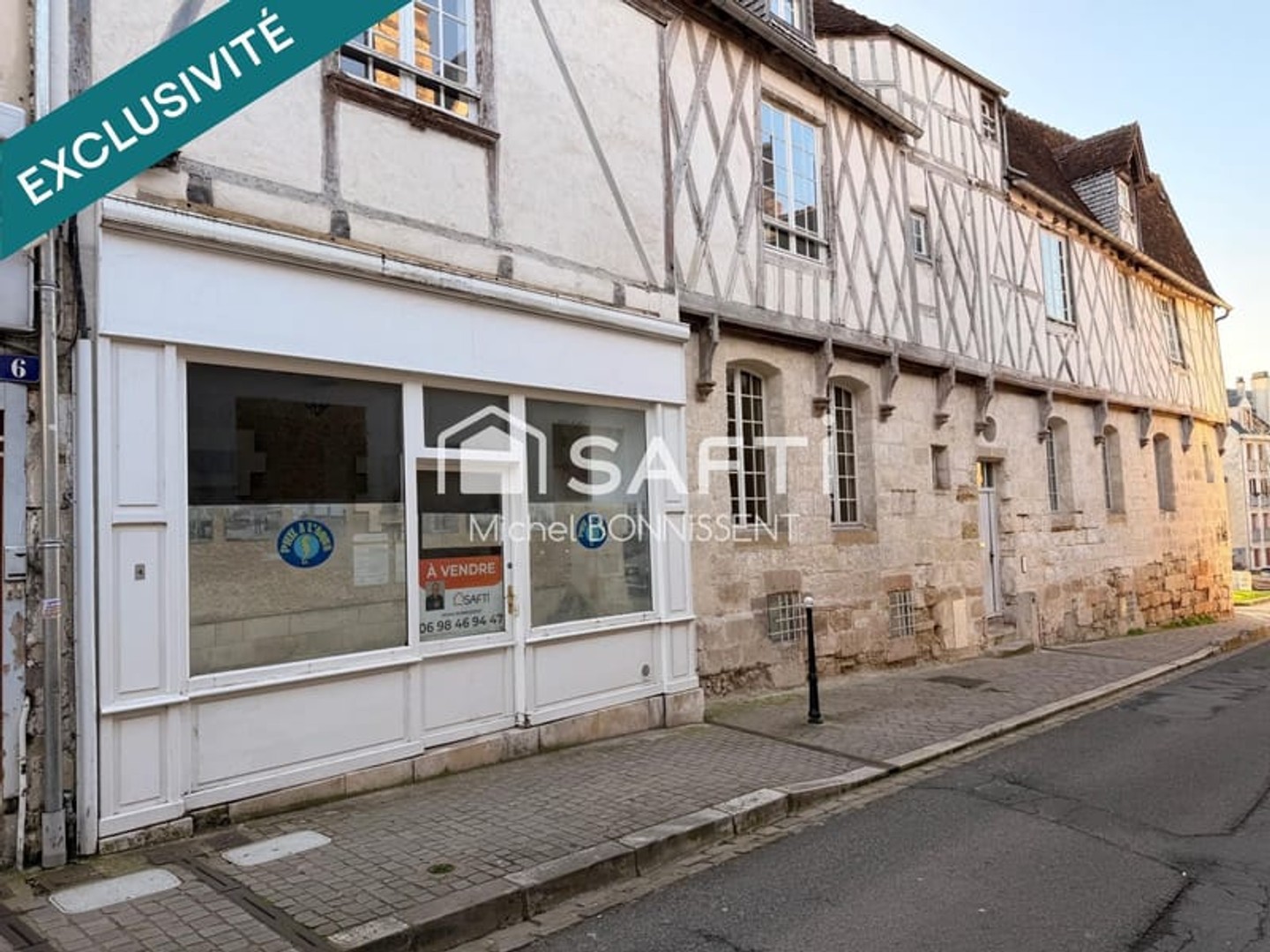 Bureaux à vendre - 3 pièces - 165m2 - Bourges (18000)