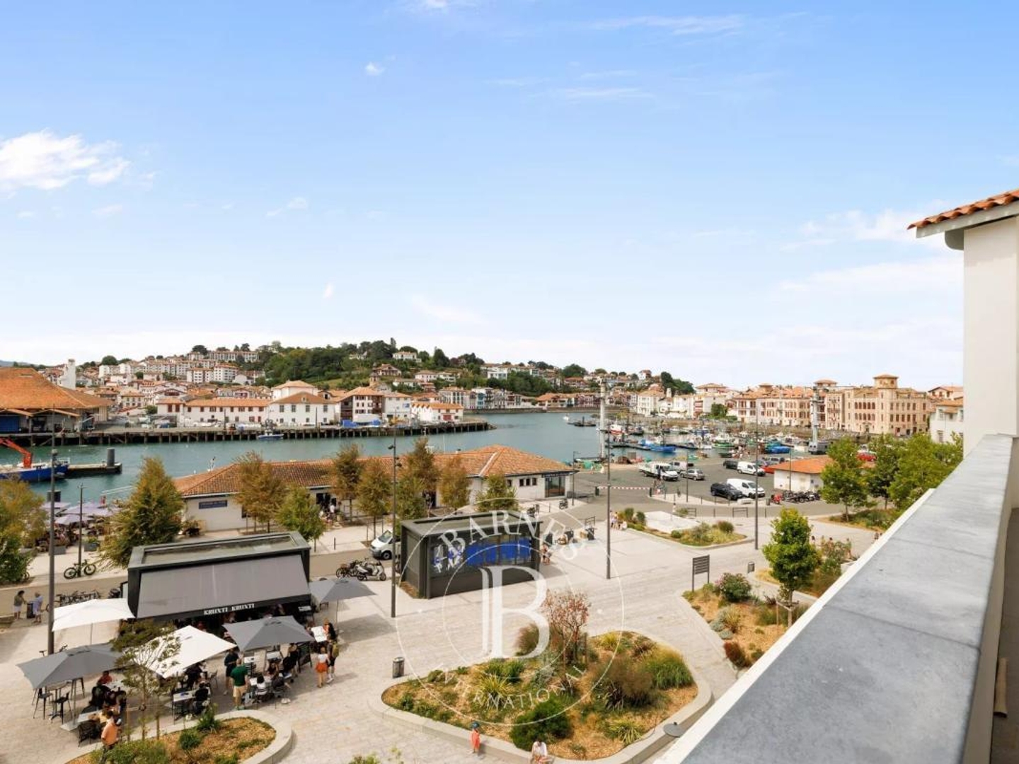 Maison à vendre - 6 pièces - 280m2 - Saint-Jean-De-Luz (64500)