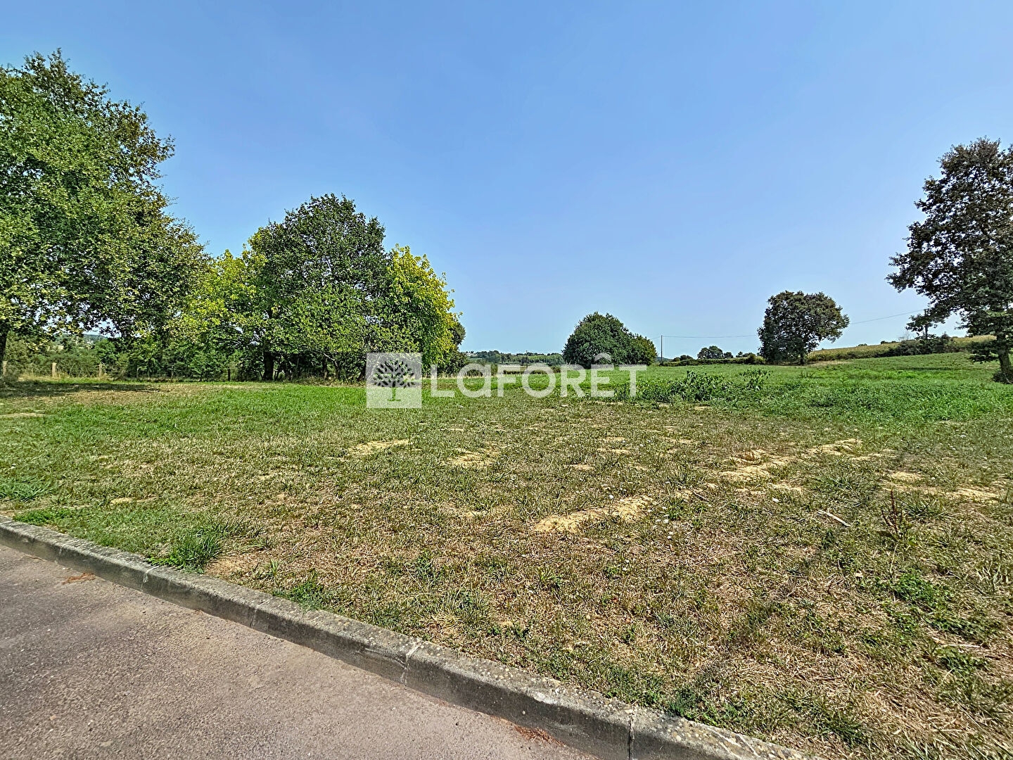 Terrain en individuel 13905 m²