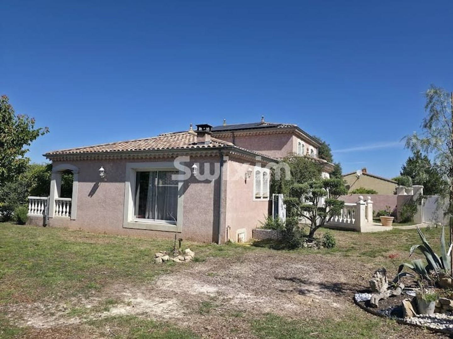 Maison à vendre - 6 pièces - 147m2 - Donzère (26290)