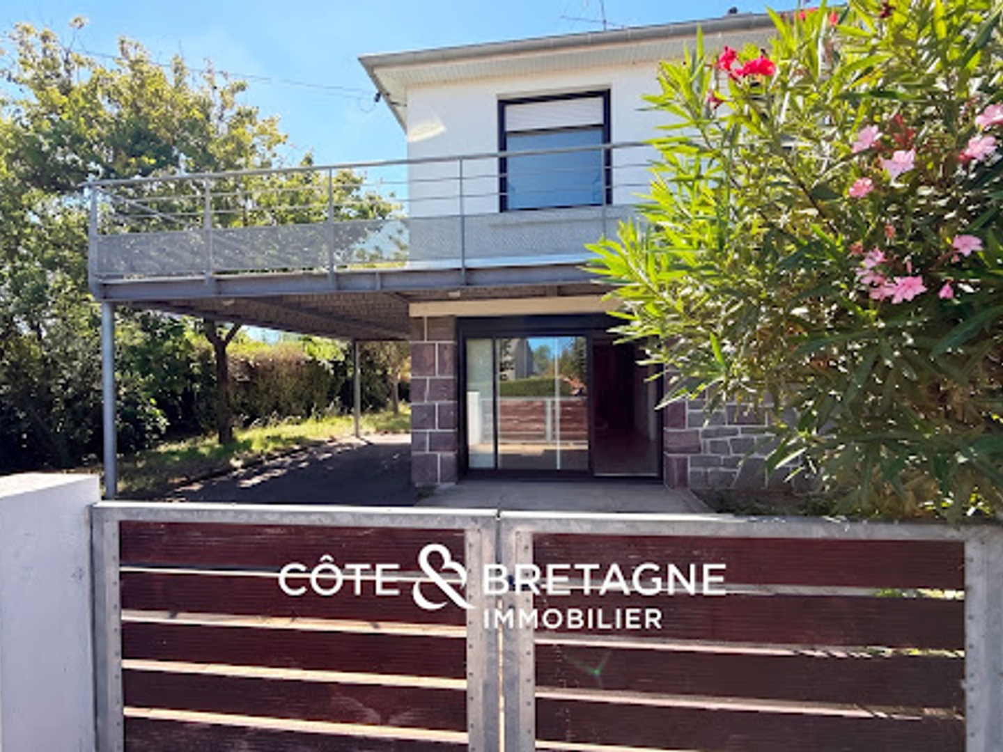Propriété 7 pièces 145 m²