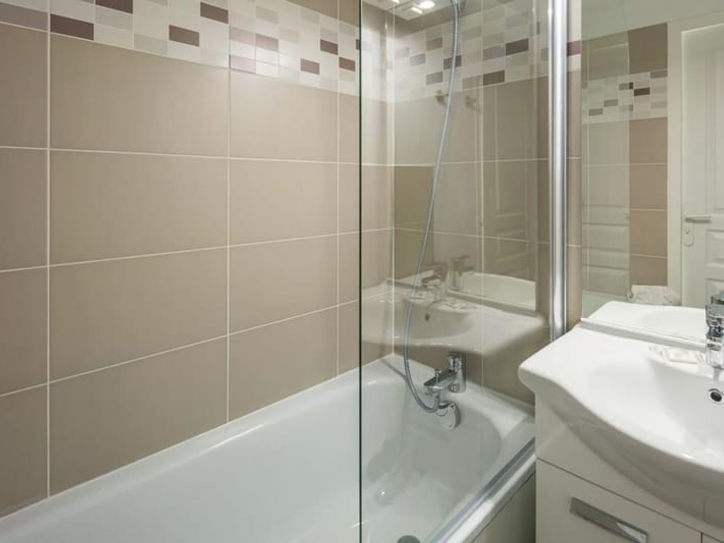 Appartement à vendre - 1 pièce - 29m2 - Mandelieu-La-Napoule (06210)