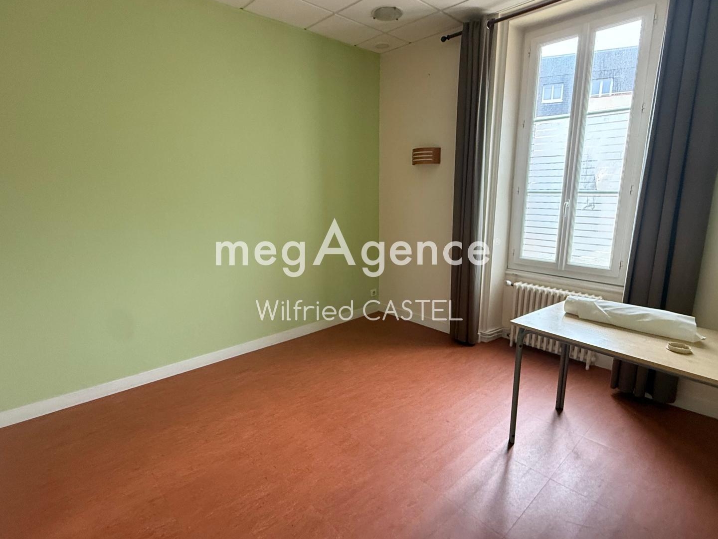 Maison à vendre - 12 pièces - 300m2 - La Roche-Sur-Yon (85000)