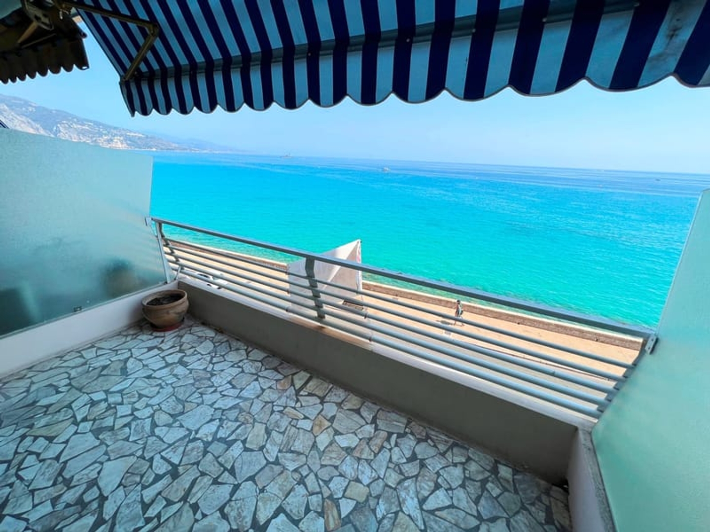 Appartement à vendre - 3 pièces - 67m2 - Menton (06500)