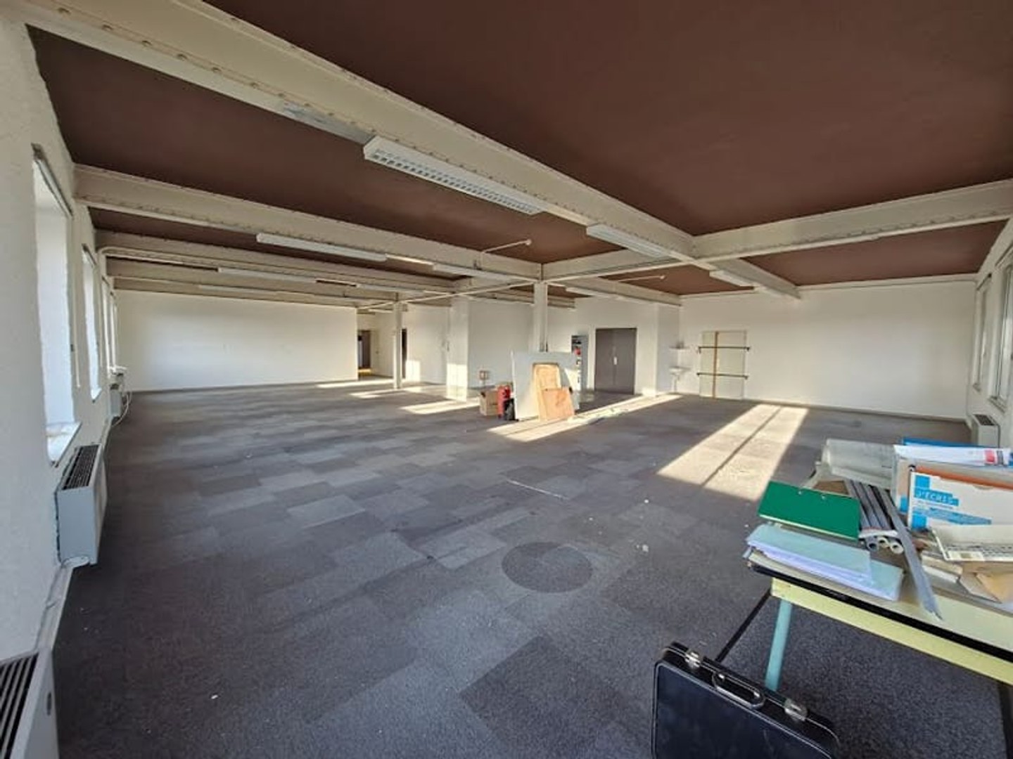 Bureaux 369 m²