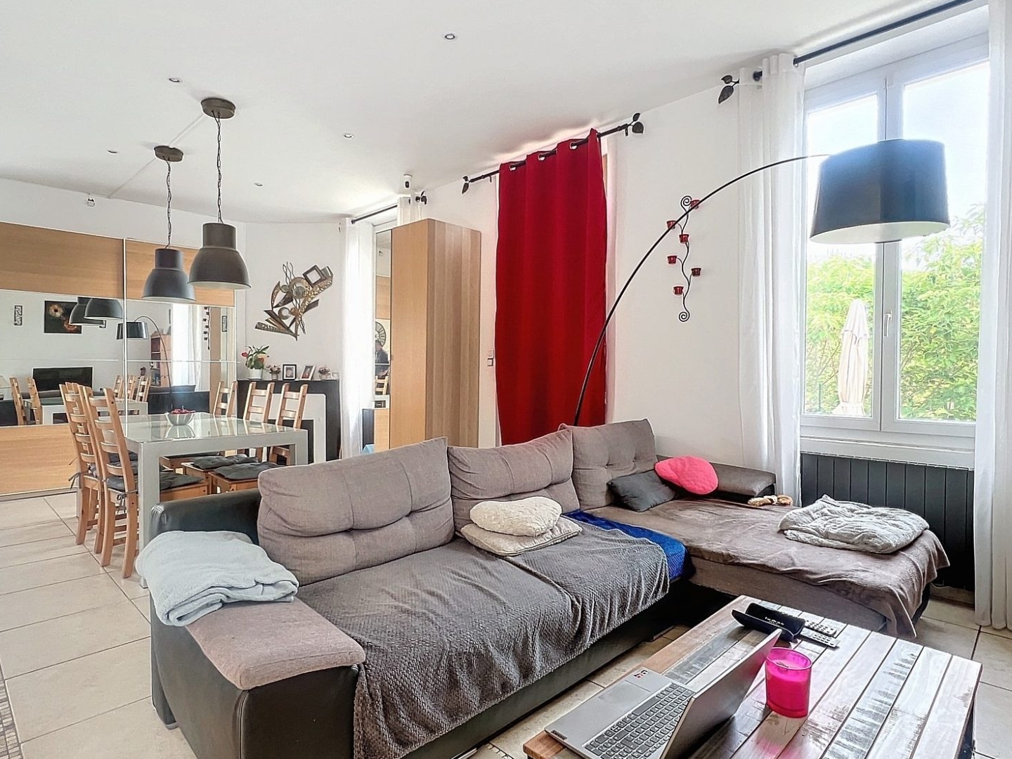 Appartement à vendre - 6 pièces - 150m2 - Le Castellet (83330)