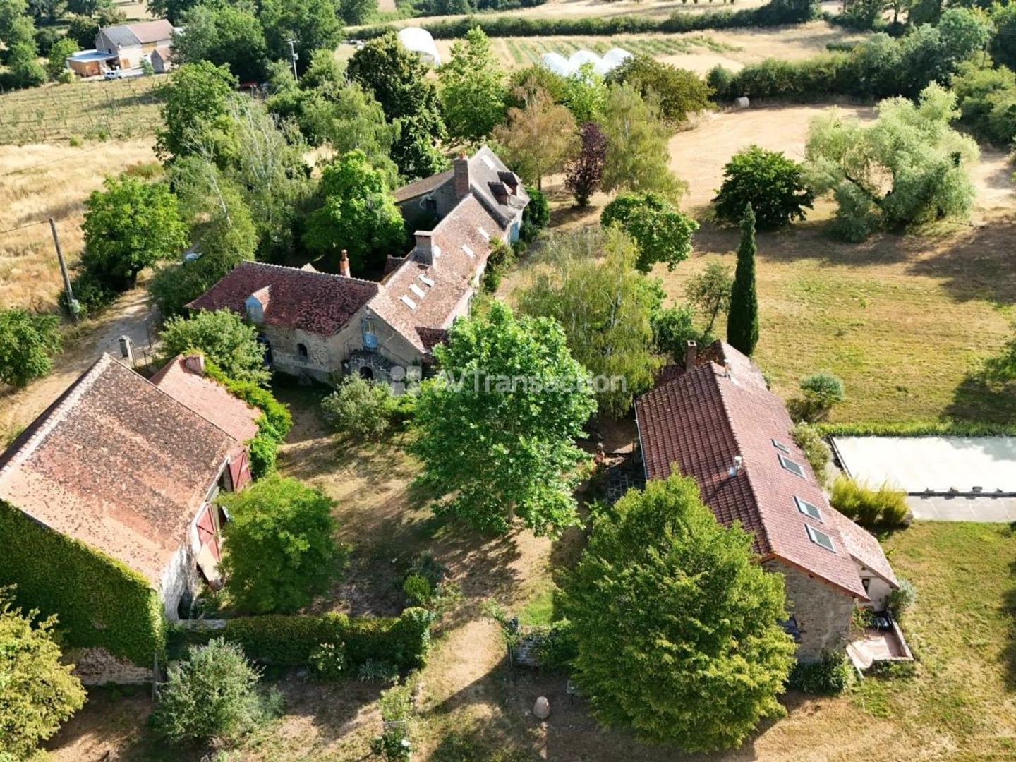 Maison à vendre - 12 pièces - 425m2 - Bordière (03210)