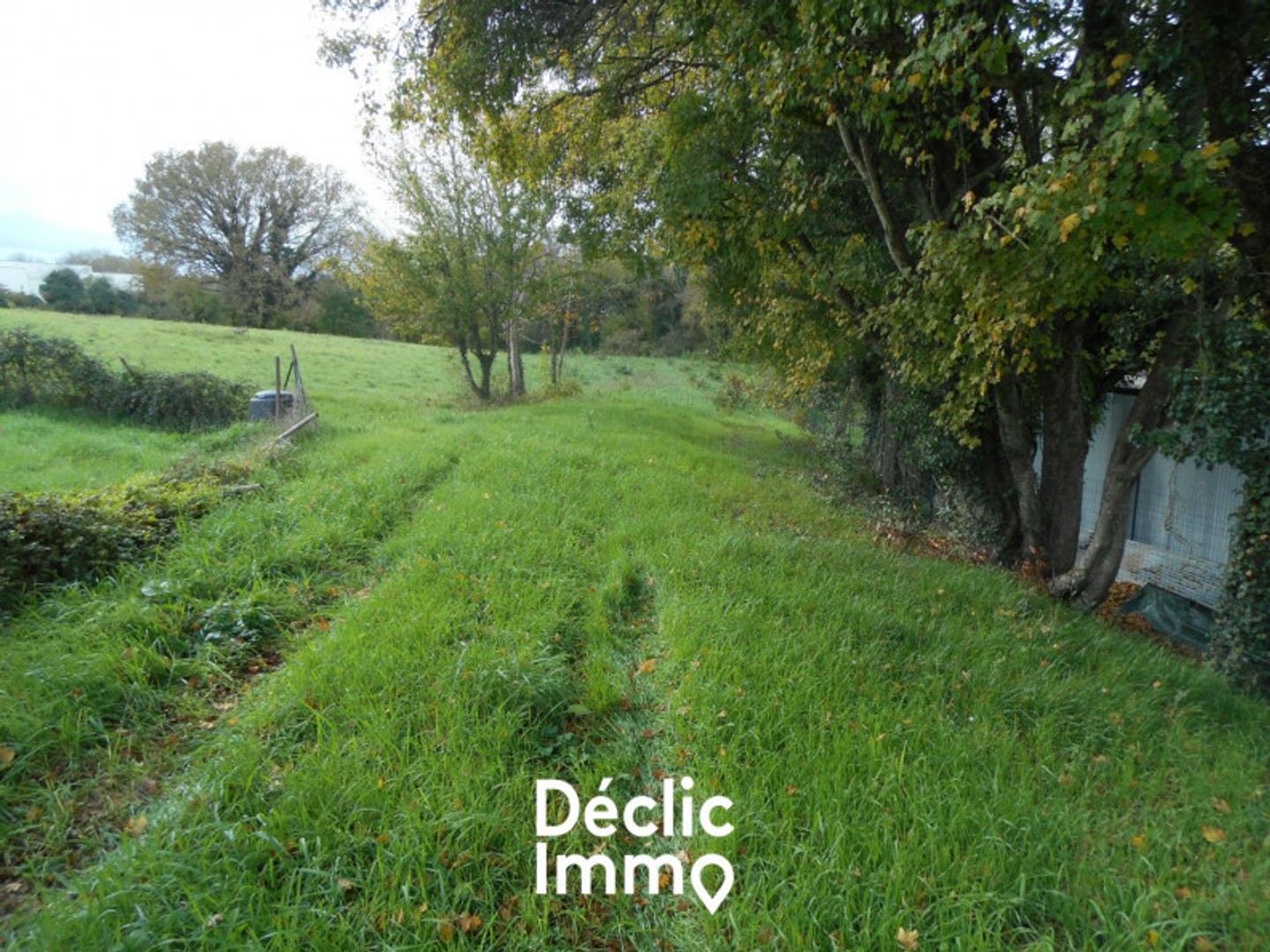 Terrain constructible 2017 m²