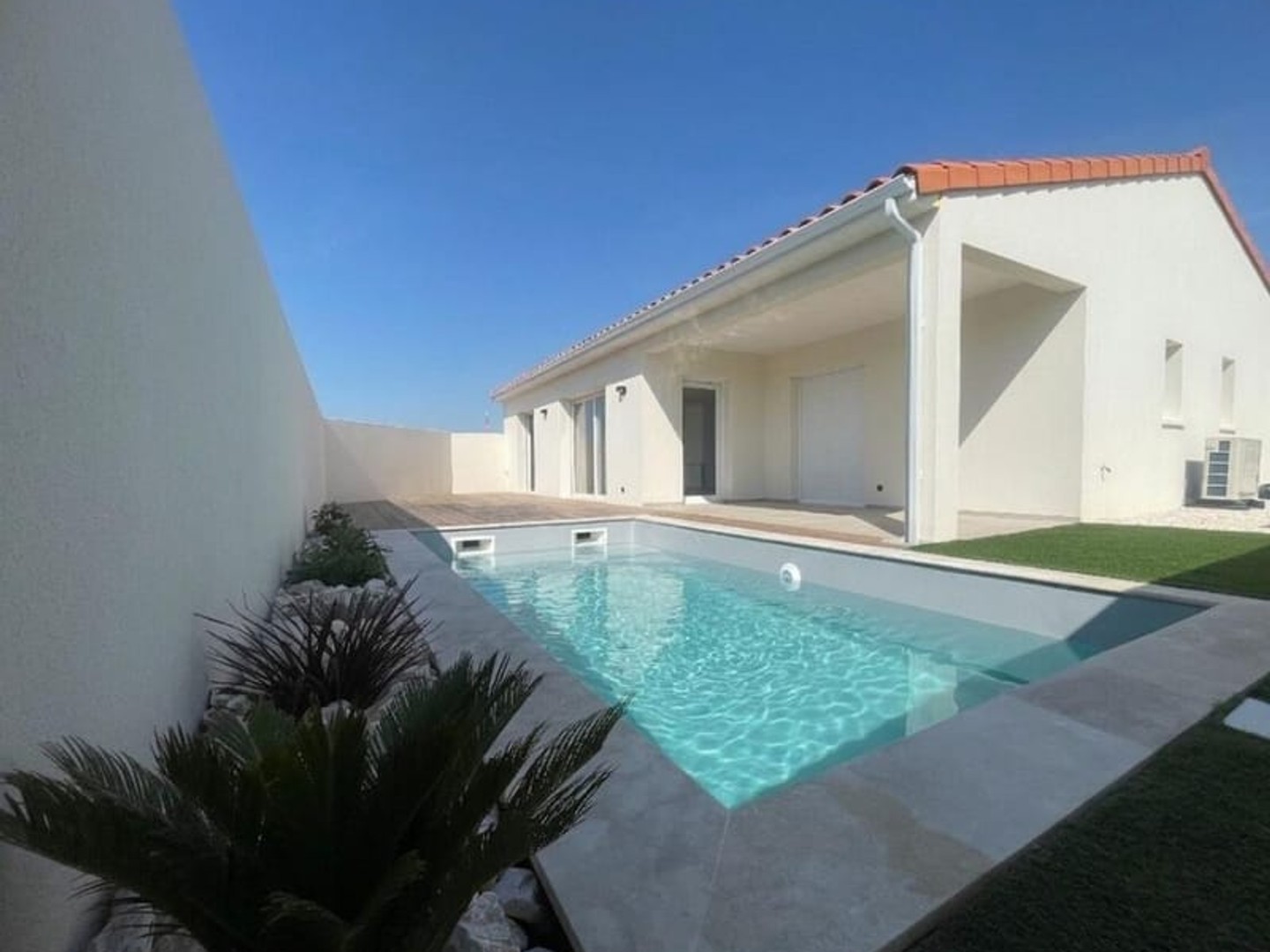 Maison à vendre - 4 pièces - 103m2 - Nissan-Lez-Enserune (34440)