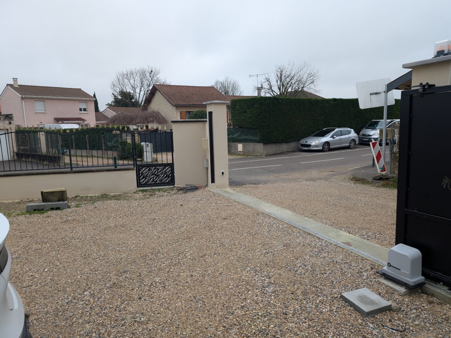 Maison à vendre - 6 pièces - 212m2 - Chavanoz (38230)