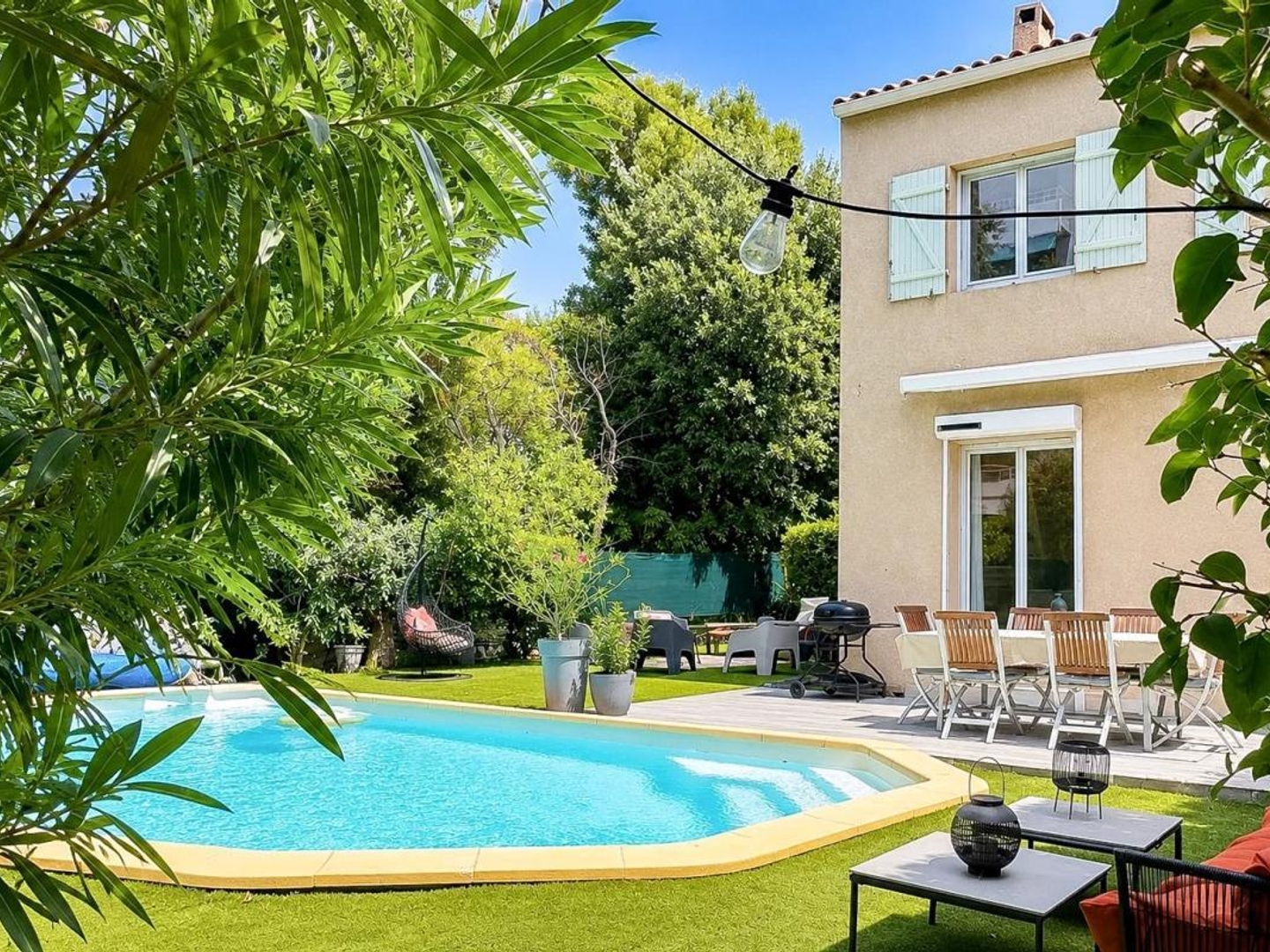 Vends t6 et plus - 132.49 m² - Marseille 9Ème 13009