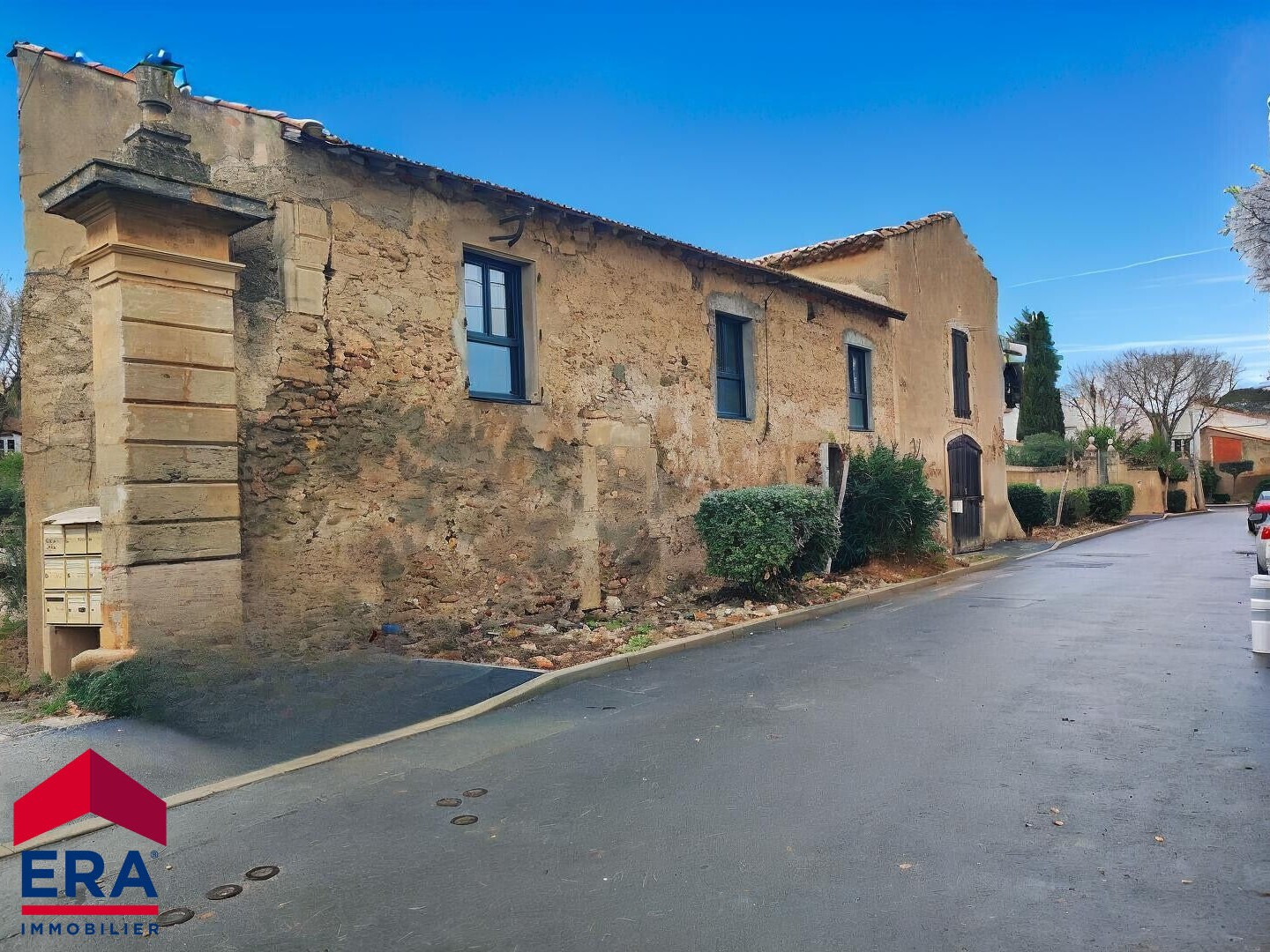 Local commercial 85 m²