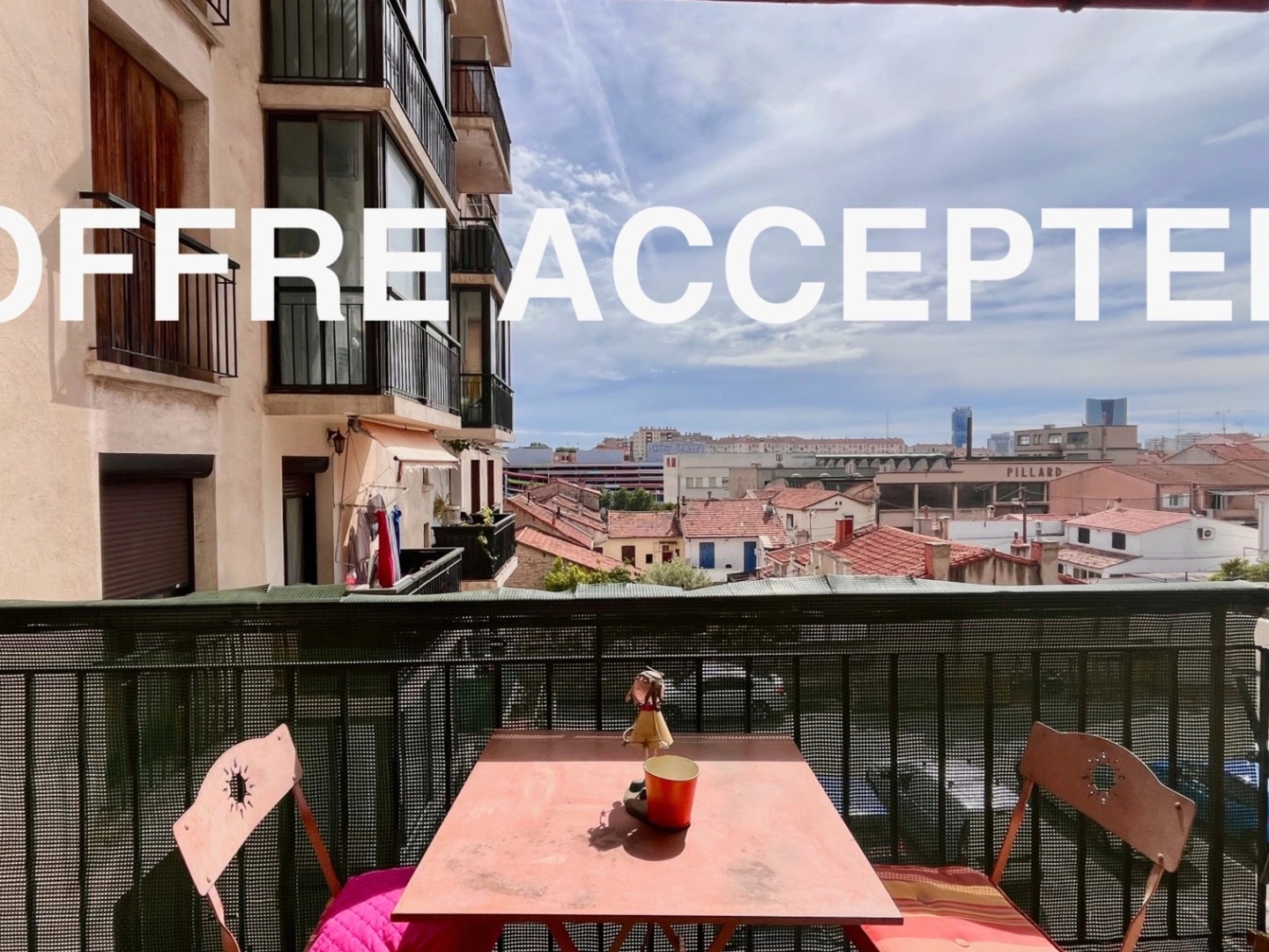 13014 - T3 de 56m2 + TERRASSE + PLACE DE PKG + CAVE 89 000 euro