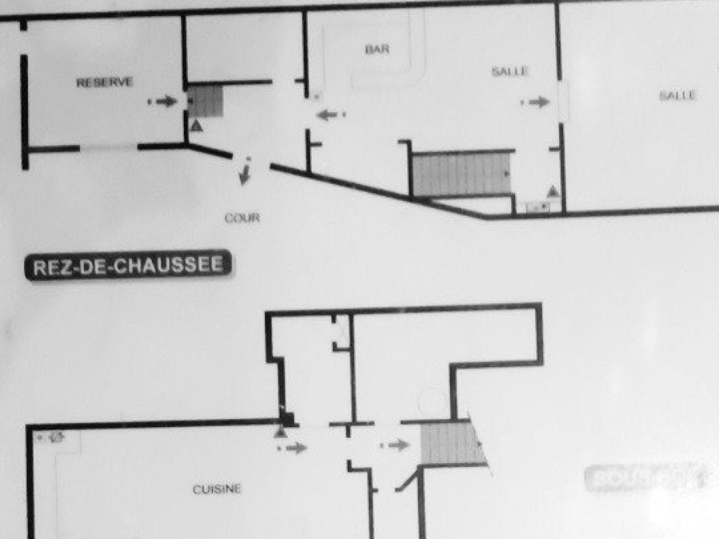 Appartement à vendre - 4 pièces - 140m2 - Paris 11e (75011)