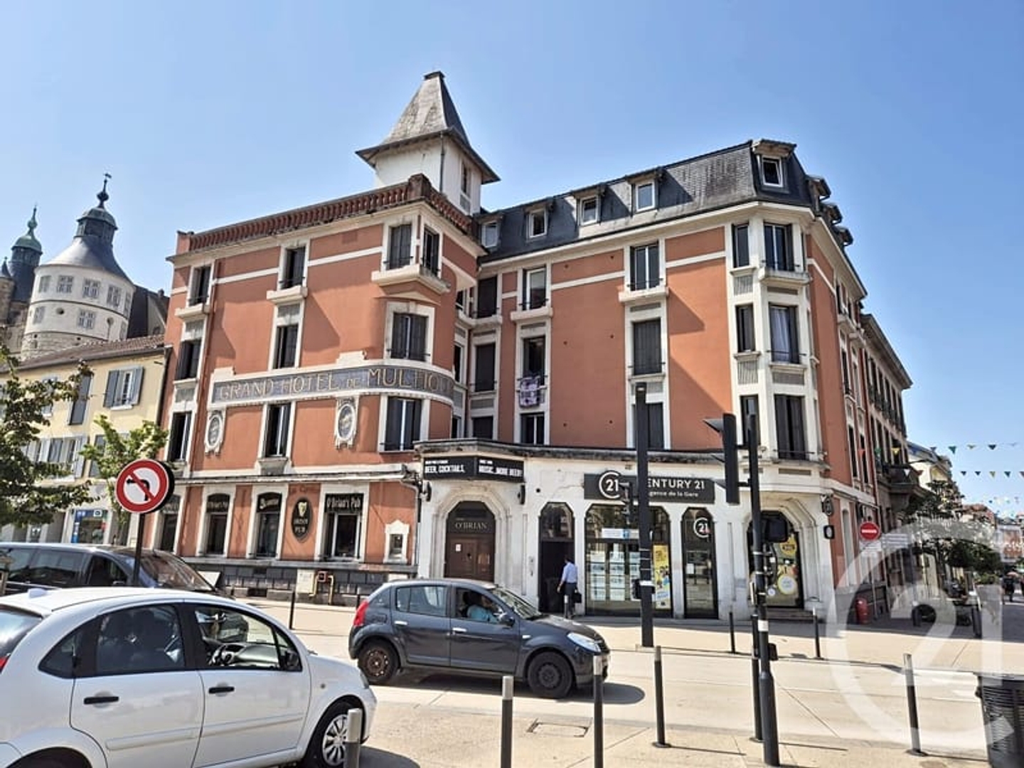 Bâtiment 455 m²