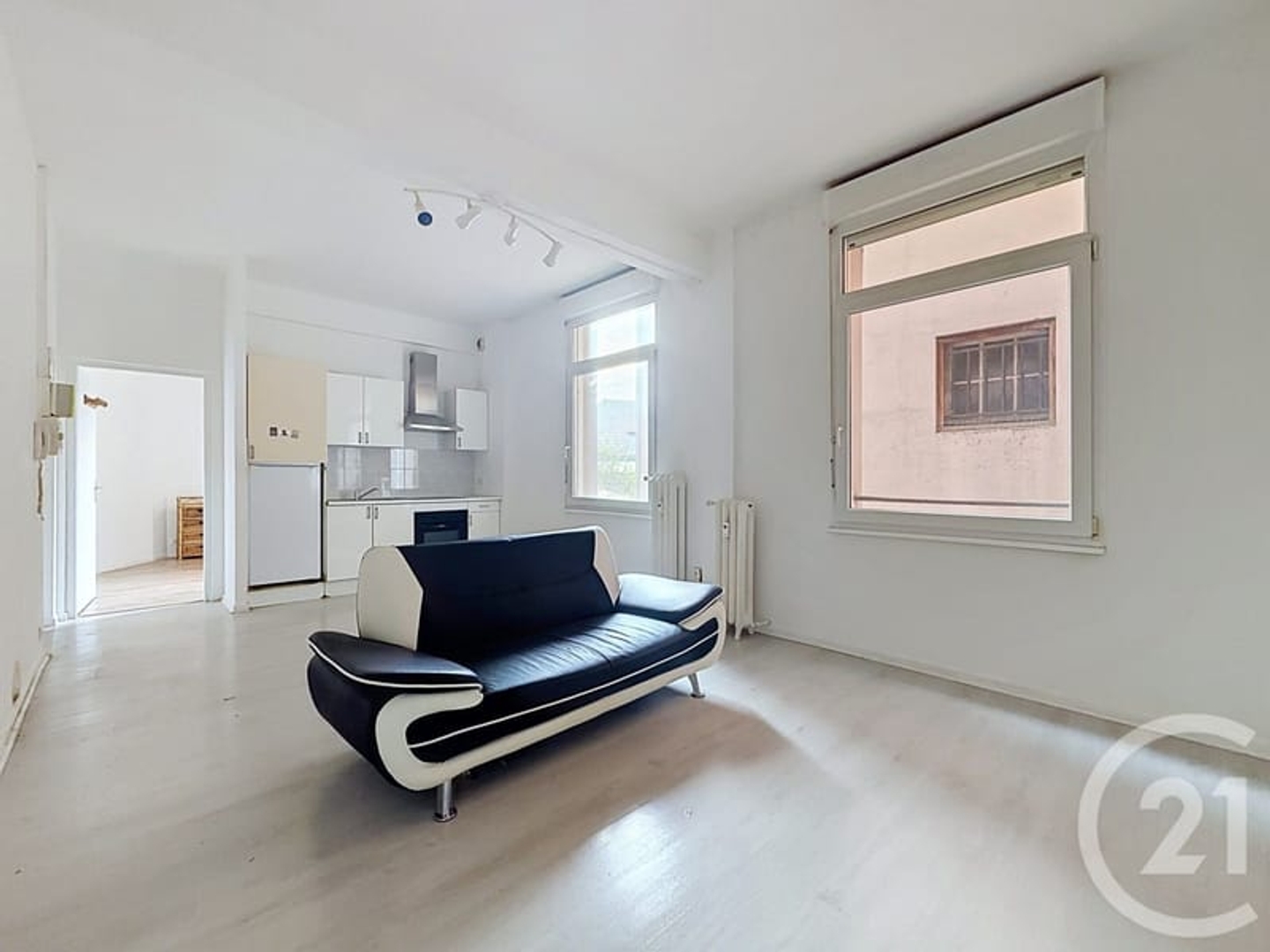 Immeuble à vendre - 455m2 - Montbéliard (25200)