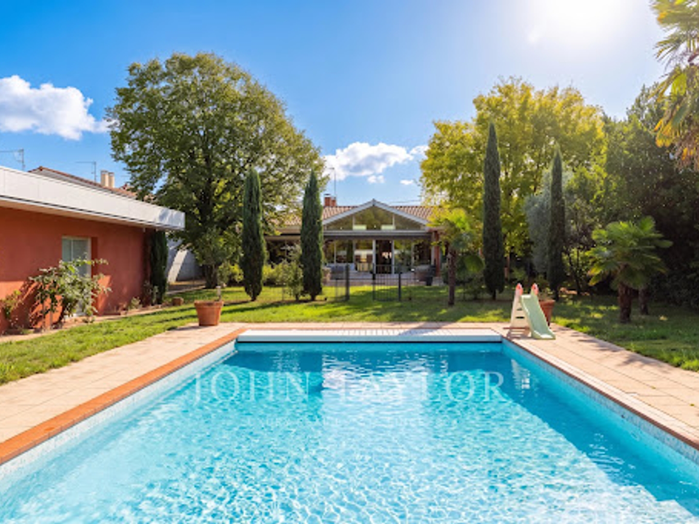 Maison à vendre - 6 pièces - 292m2 - Mérignac (33700)