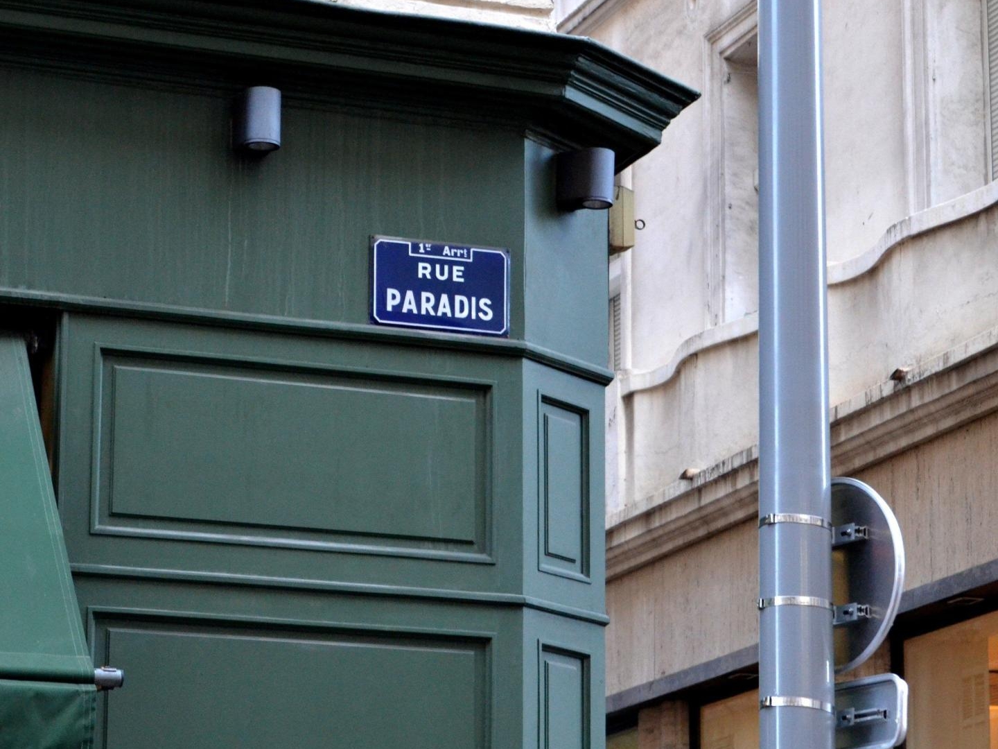 Magasin à vendre - 3 pièces - 90m2 - Marseille 6e (13006)