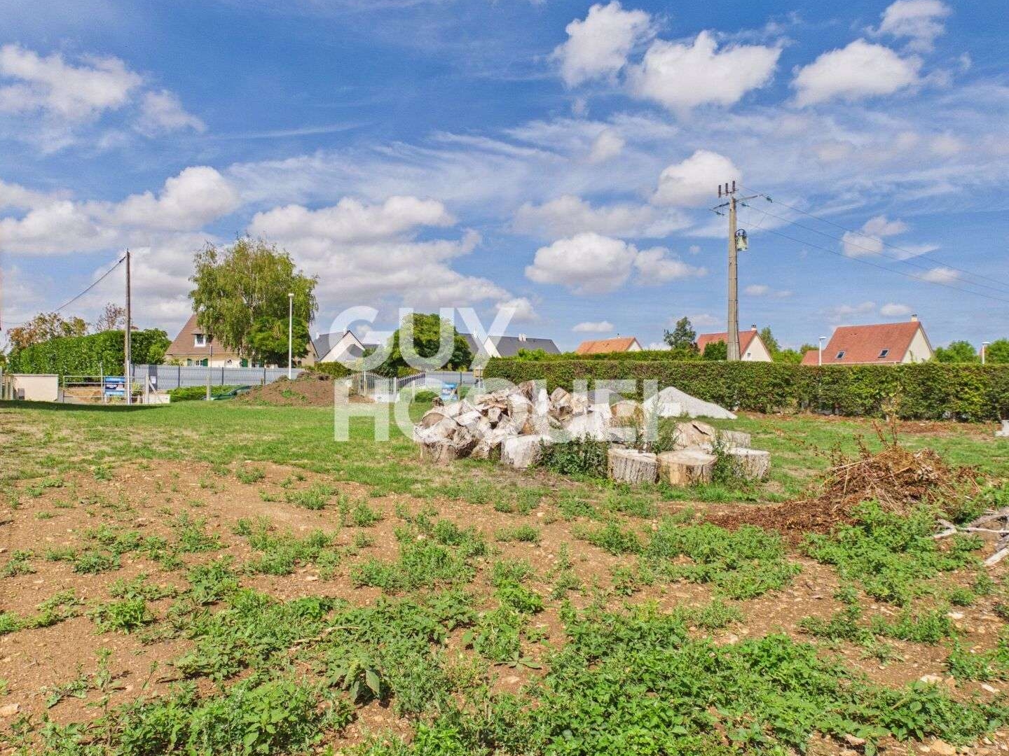 Terrain 838 m²