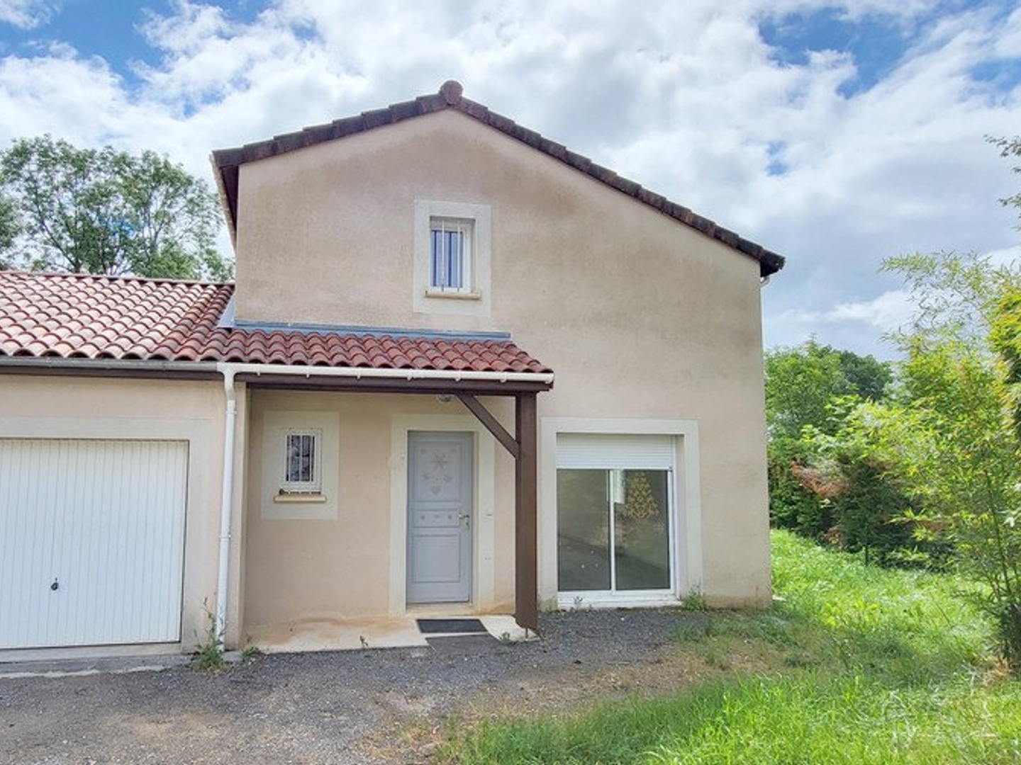 Maison de village habitable de suite avec jardin