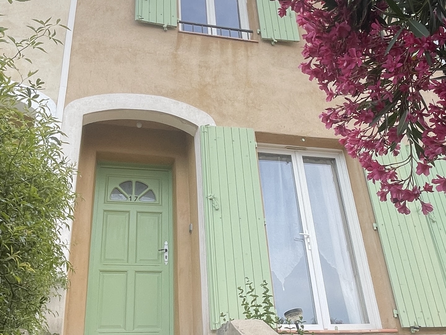 Maison à vendre - 5 pièces - 80m2 - Villars (84400)