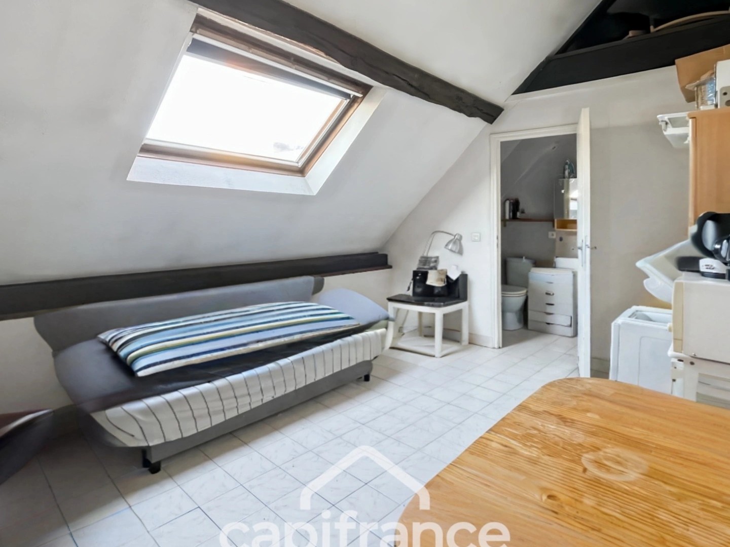 Studio 1 pièce 14 m²