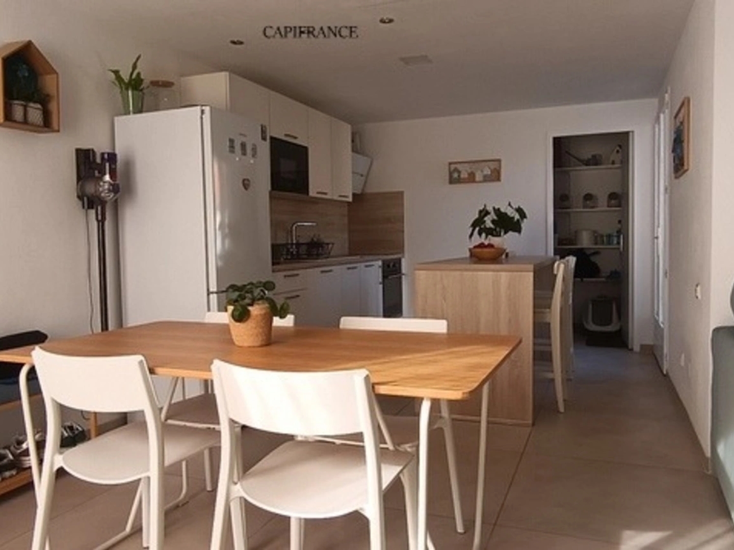 Appartement à vendre - 3 pièces - 68m2 - Saint-Cyr-Sur-Mer (83270)