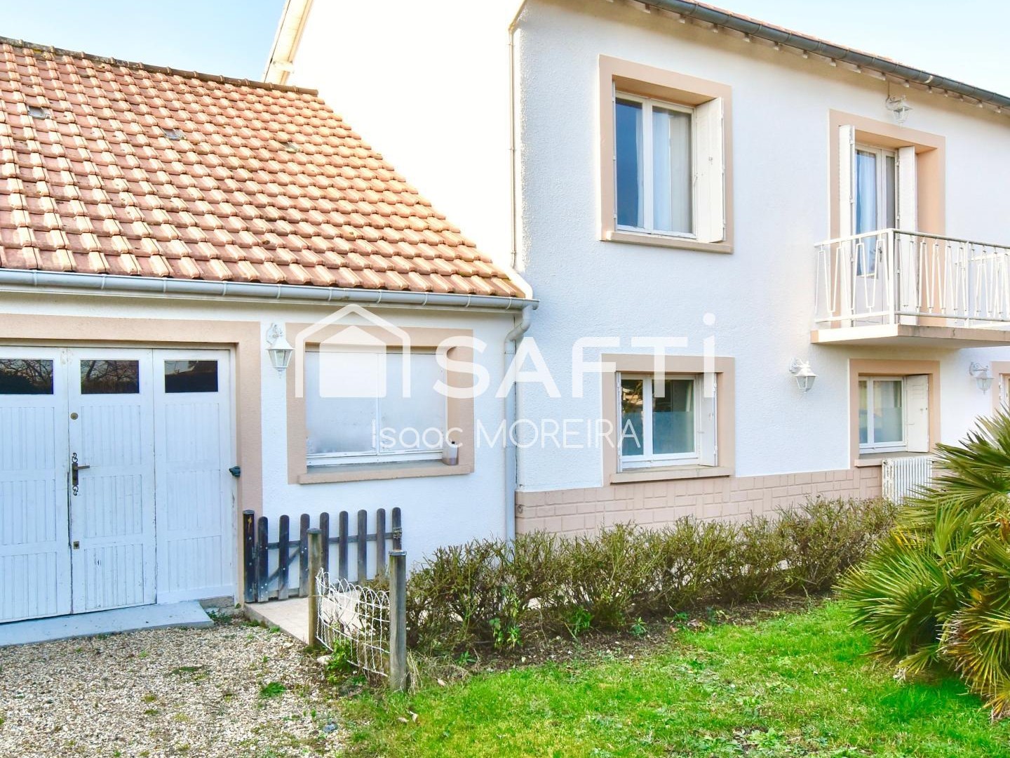 Maison 4 chambres avec garage proche Anet