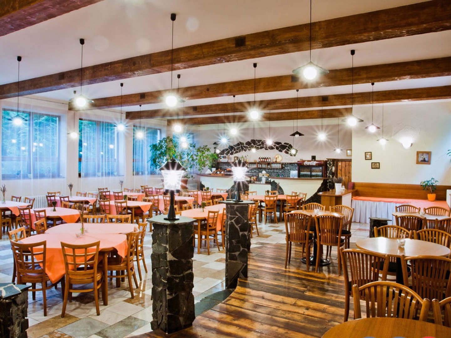Fonds de commerce Restaurant 150 m² nord-est de Toulouse