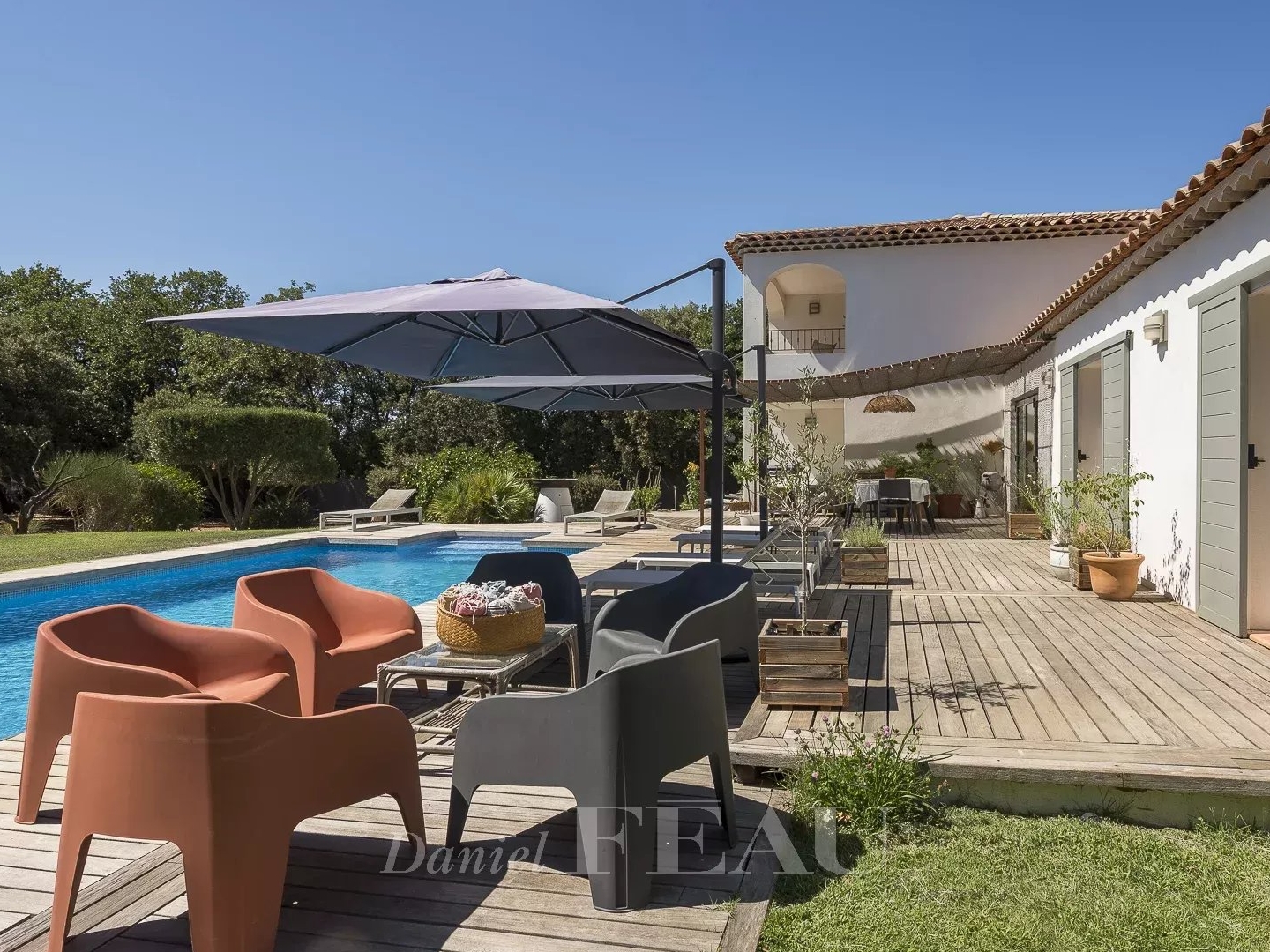 Maison à vendre - 9 pièces - 217m2 - Rognes (13840)