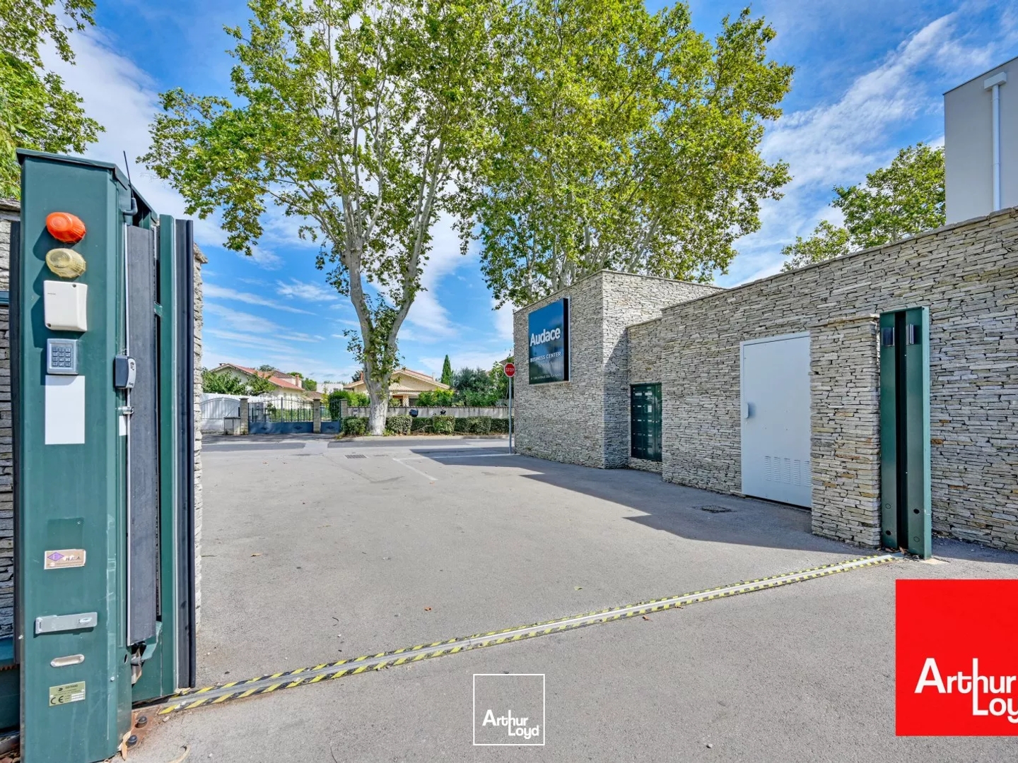 Bureaux à vendre - 844m2 - Lattes (34970)