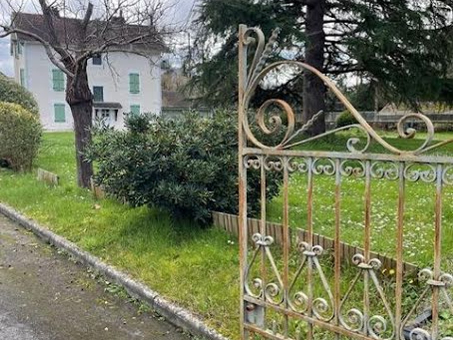 Maison 10 pièces 285 m²