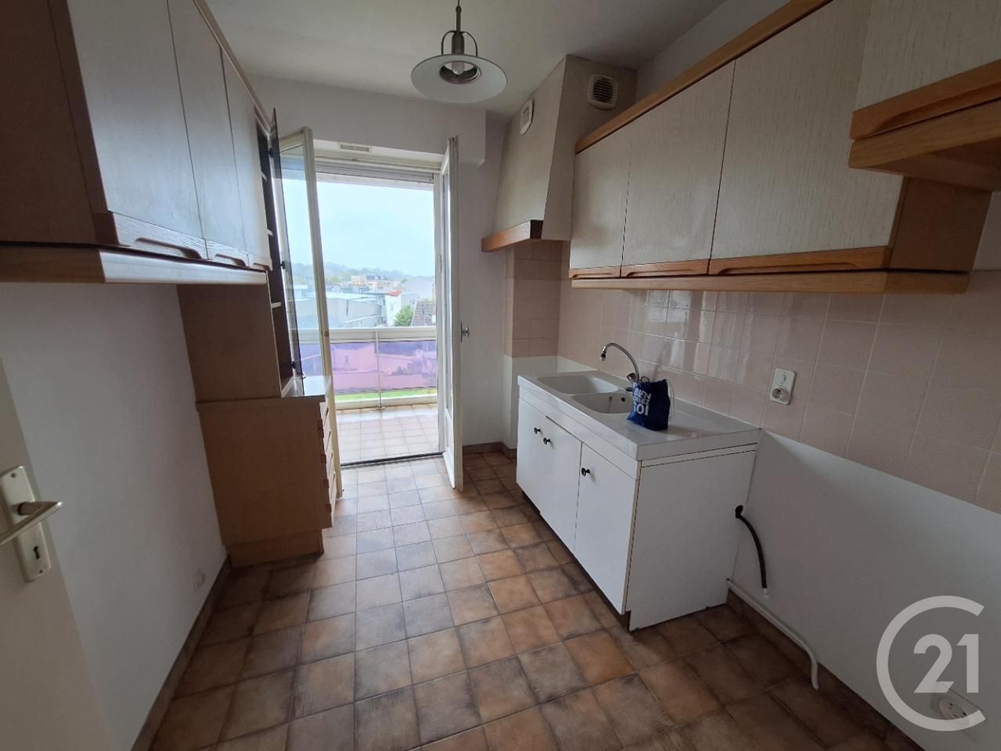 Appartement à vendre - 3 pièces - 57m2 - Brive-La-Gaillarde (19100)