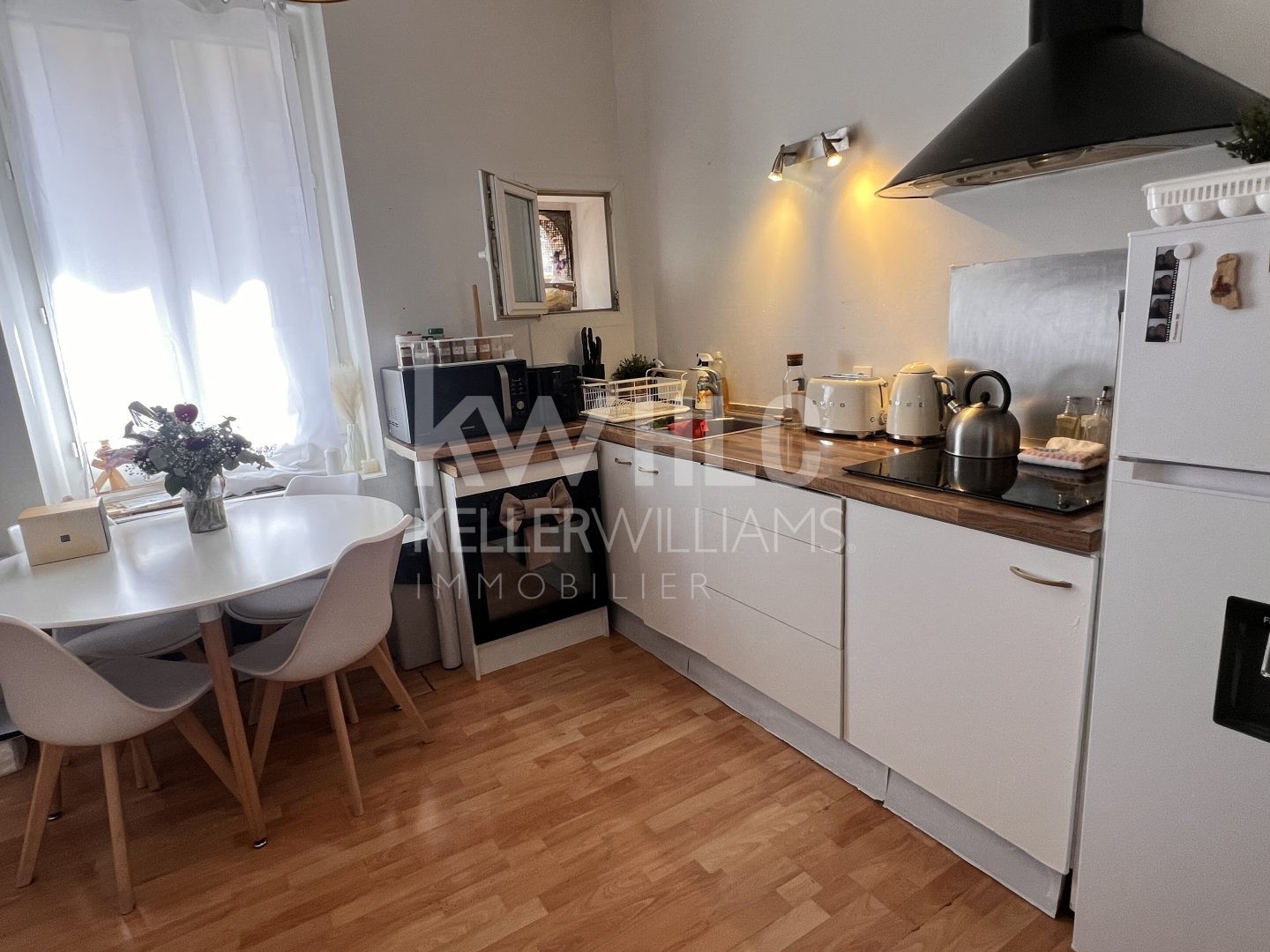 2 pièces 42 m² en dernier étage