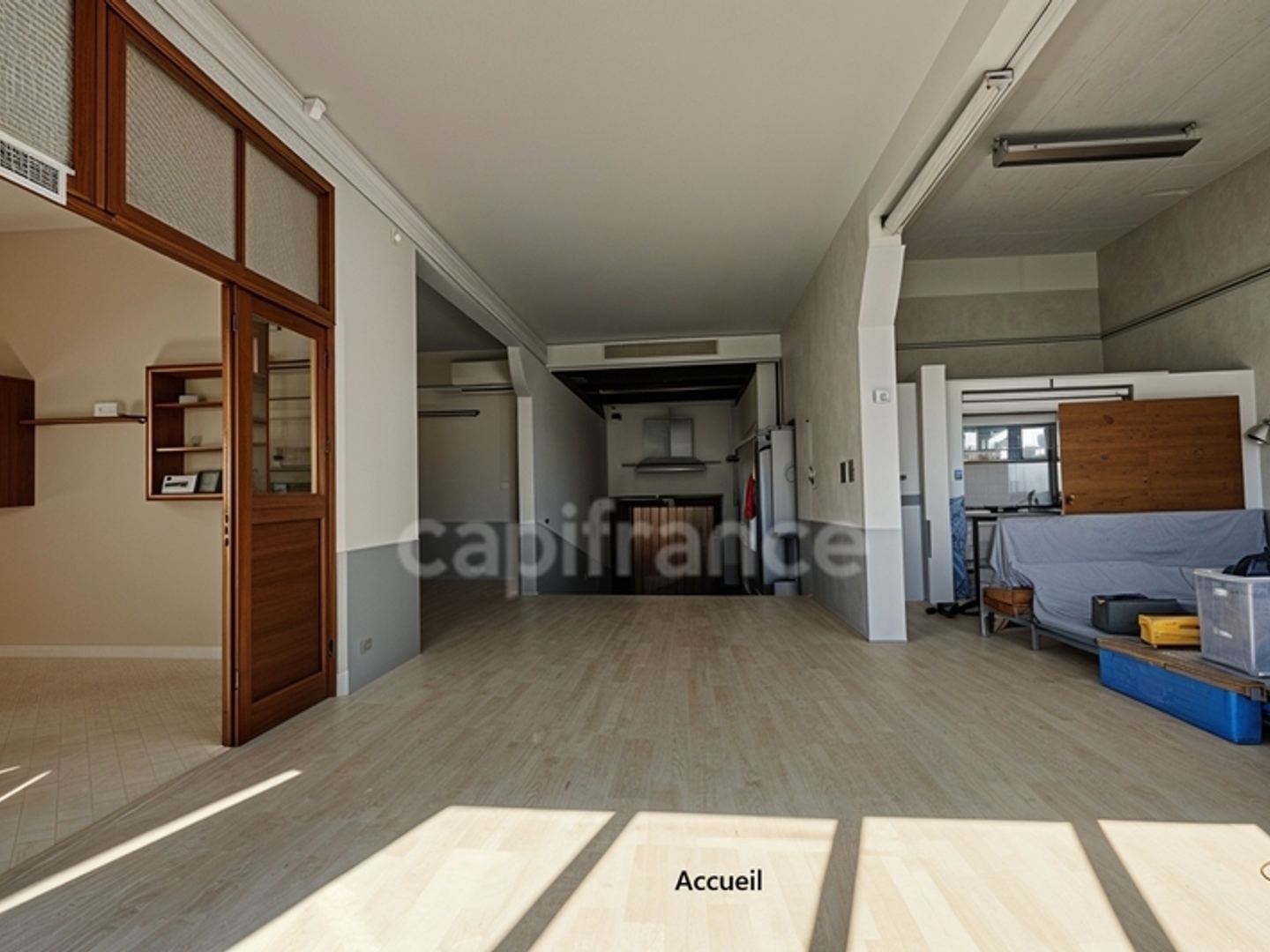 Magasin à vendre - 544m2 - Montsalvy (15120)