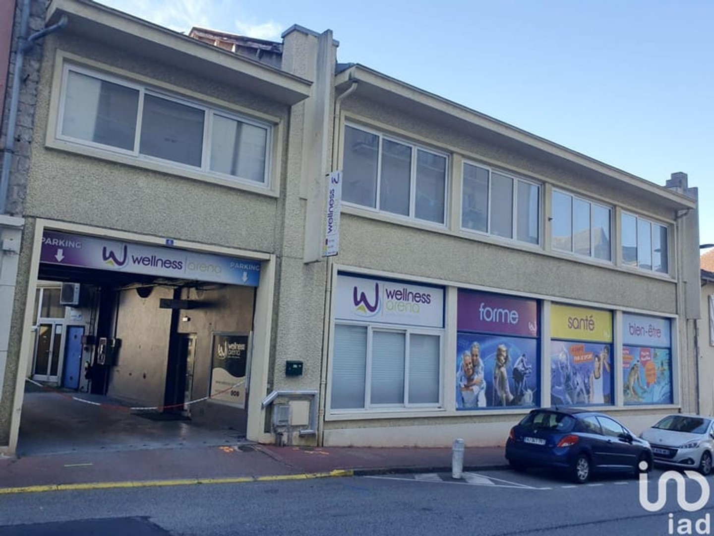 Immeuble commercial 550 m²