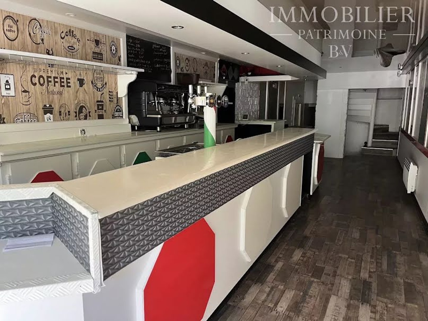 Appartement 2 pièces 144 m²