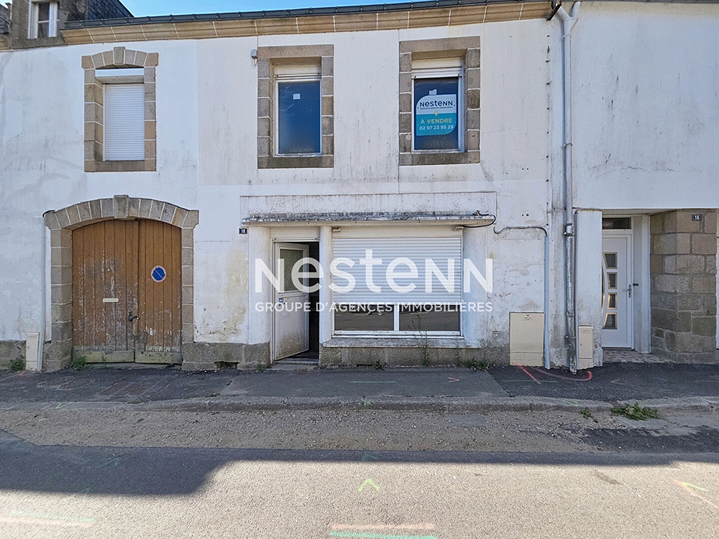 Maison de ville à rénover avec commerce à vendre au Faouët - 151,86 m²