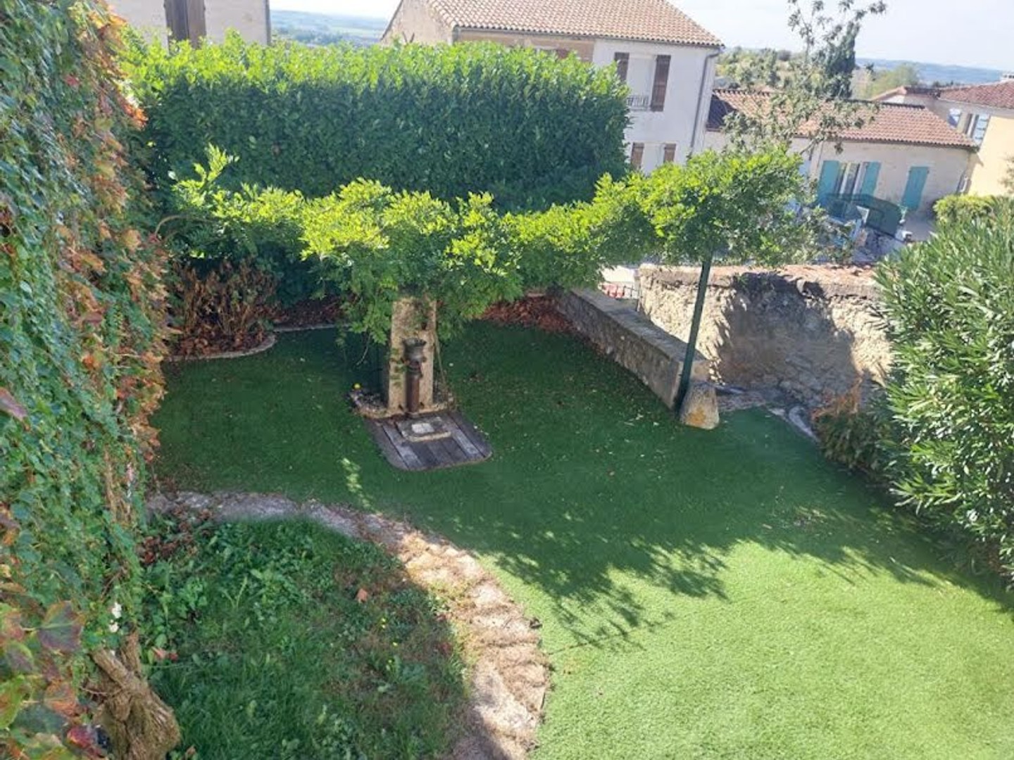 Maison 9 pièces 288 m²